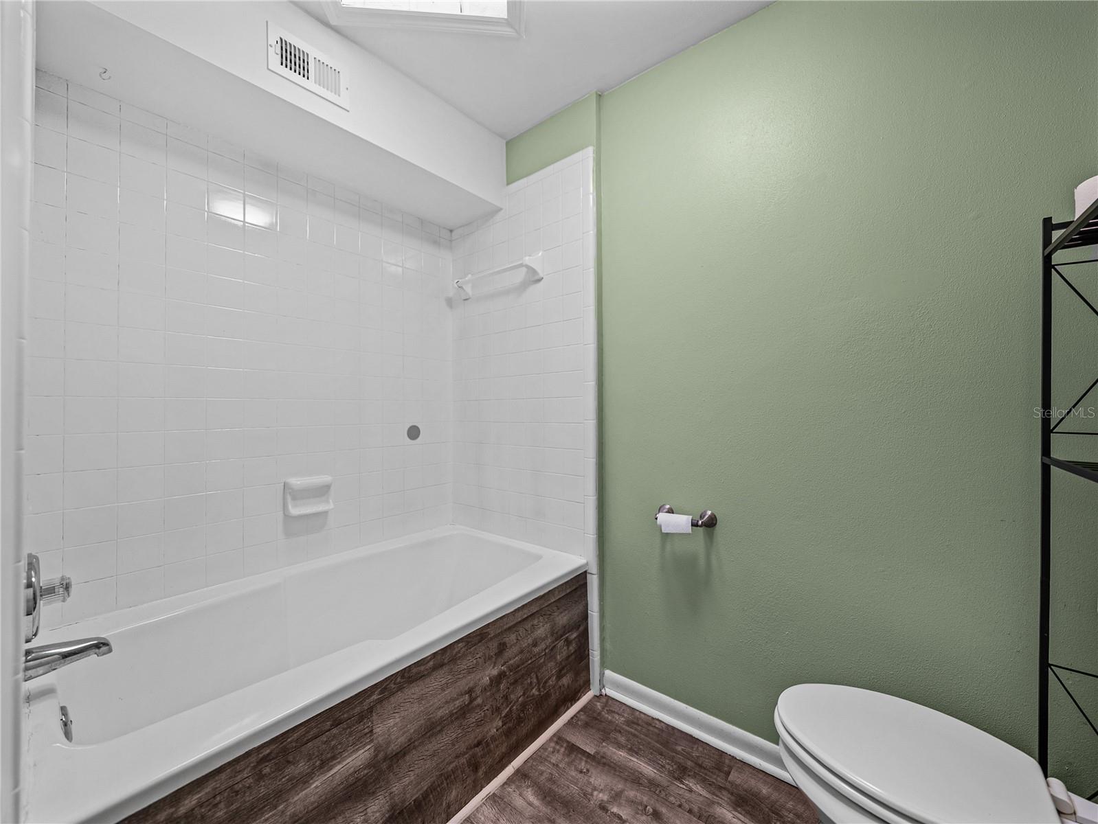 Image 36 of 71 For 2541 Derbyshire Circle