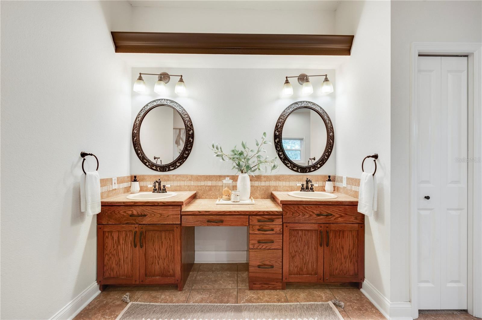 Image 35 of 58 For 2804 Cleveland Heights Boulevard
