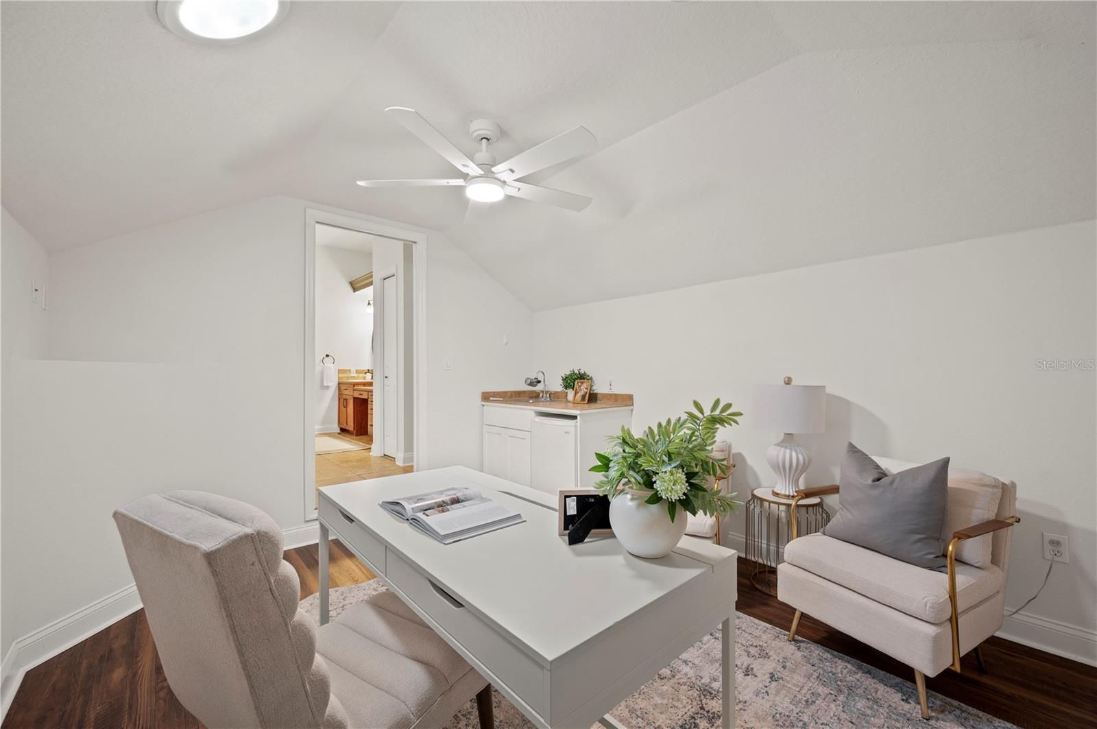 Image 41 of 58 For 2804 Cleveland Heights Boulevard