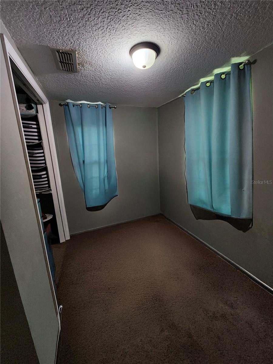 Image 7 of 8 For 2928 Fletcher Avenue