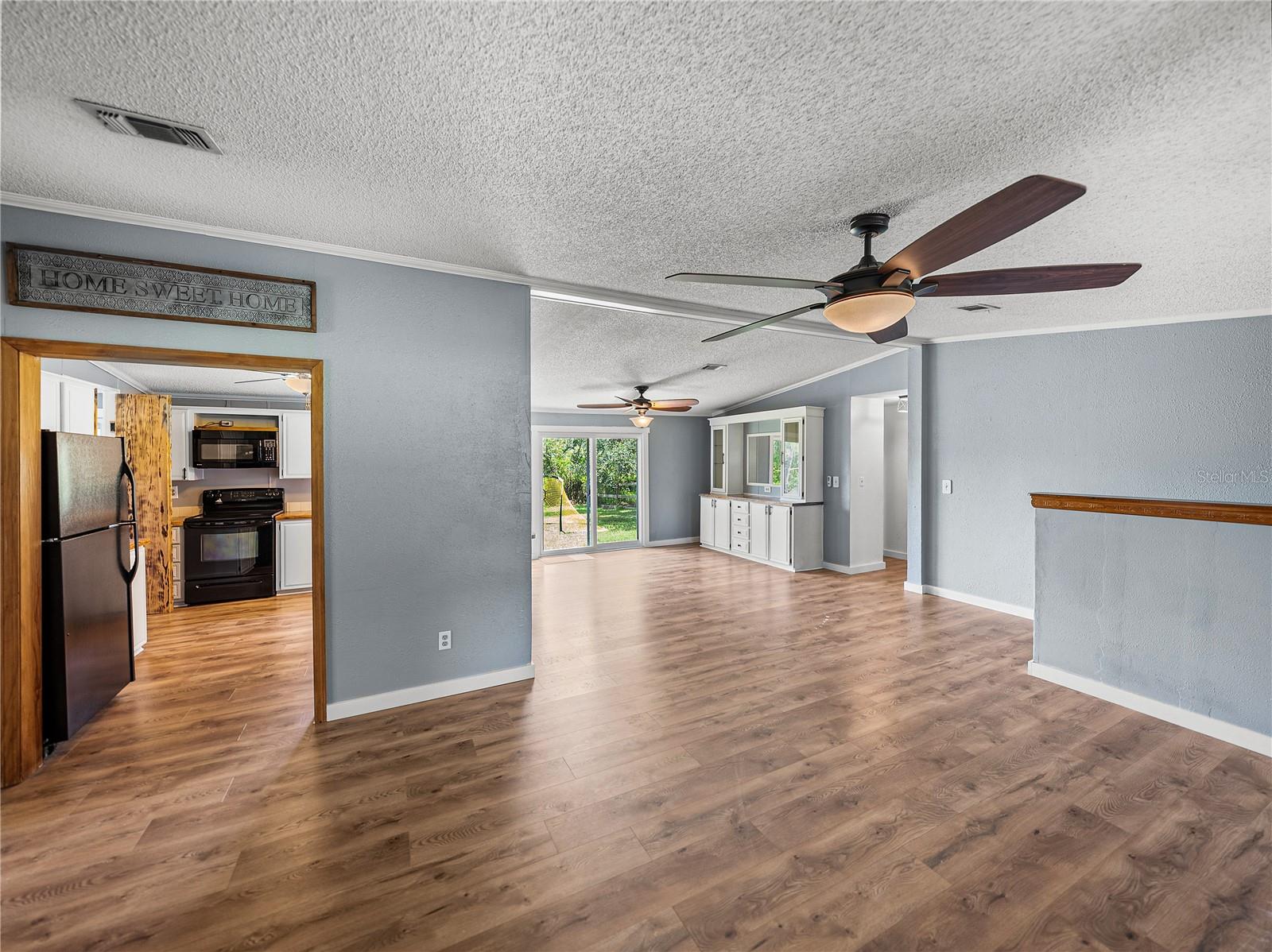 Image 18 of 72 For 2902 Knights Griffin Road