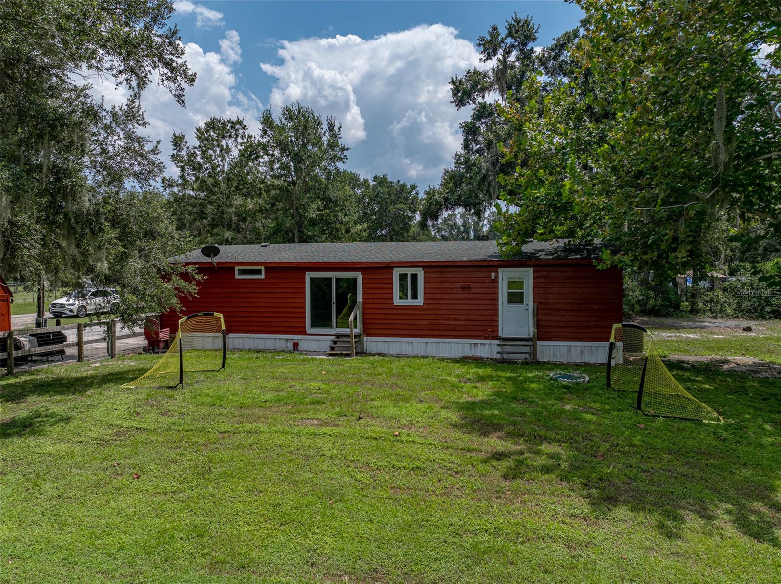 Image 42 of 72 For 2902 Knights Griffin Road