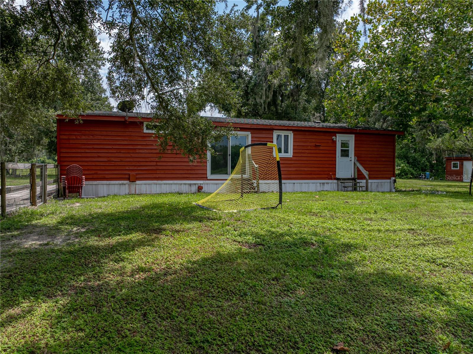Image 43 of 72 For 2902 Knights Griffin Road