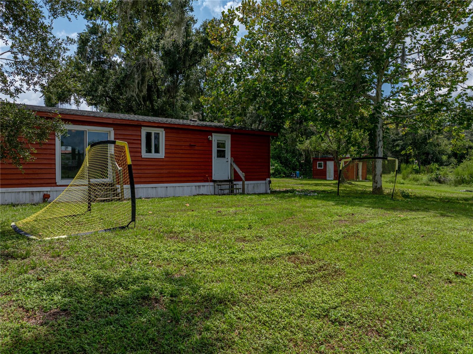 Image 44 of 72 For 2902 Knights Griffin Road