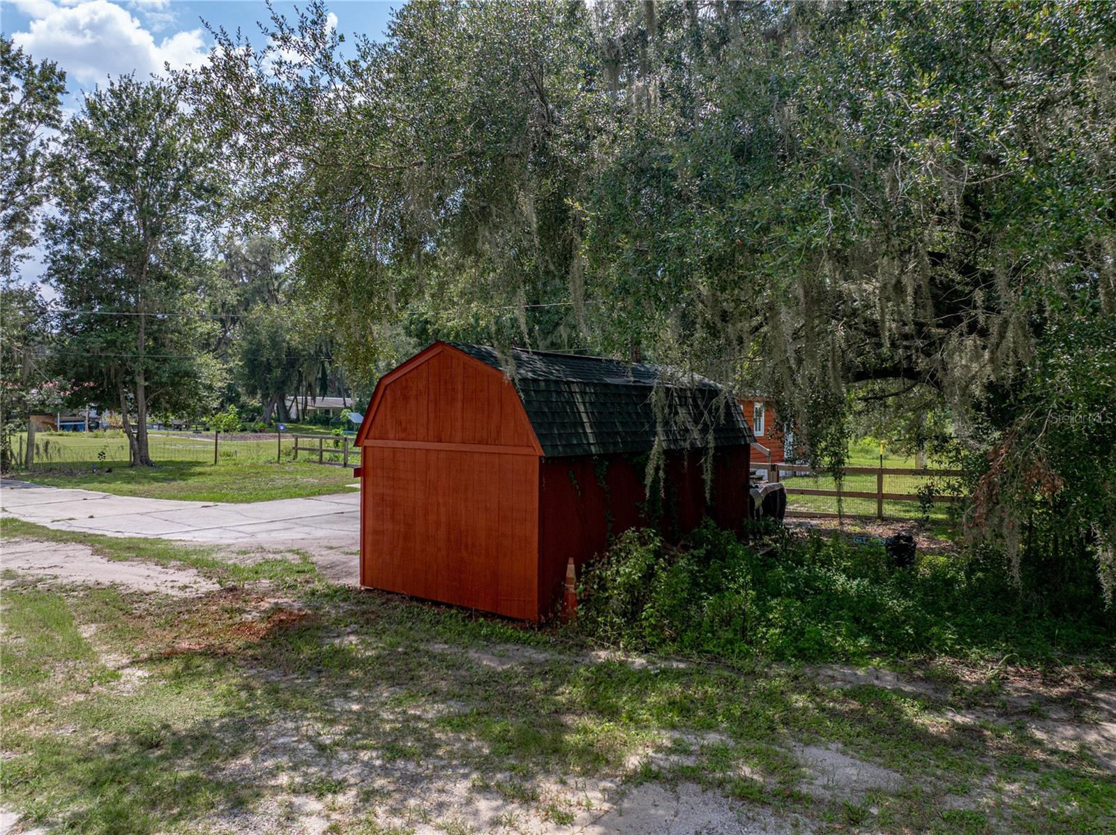 Image 64 of 72 For 2902 Knights Griffin Road