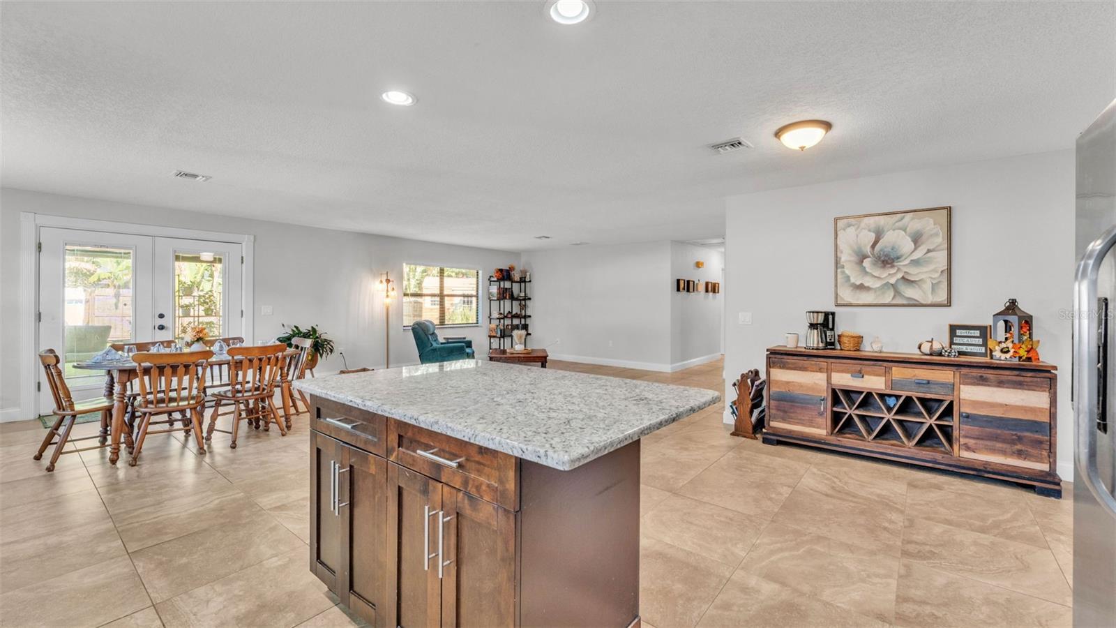 Image 11 of 45 For 4821 Gachet Boulevard