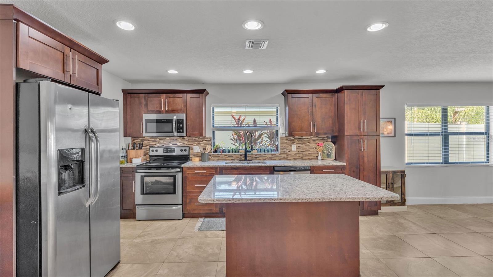 Image 12 of 45 For 4821 Gachet Boulevard