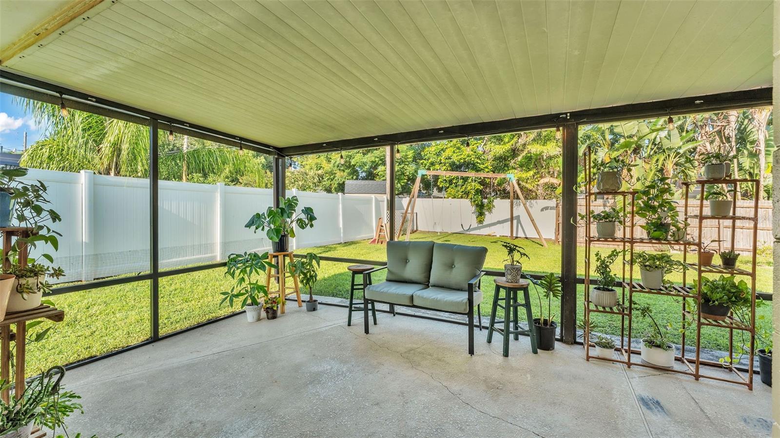Image 34 of 45 For 4821 Gachet Boulevard