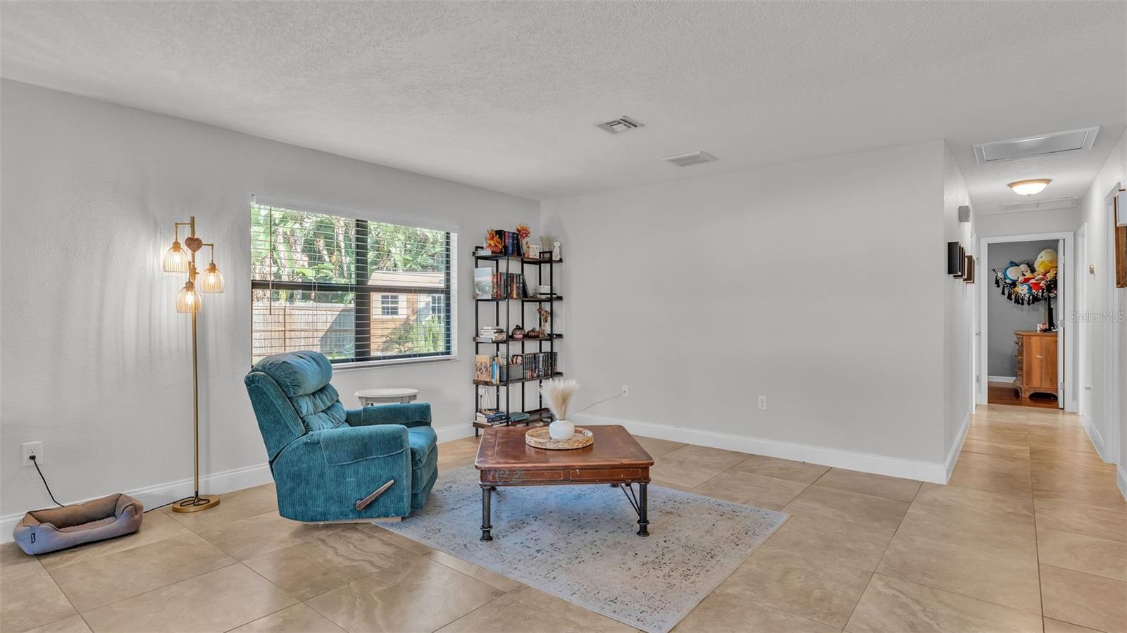 Image 5 of 45 For 4821 Gachet Boulevard