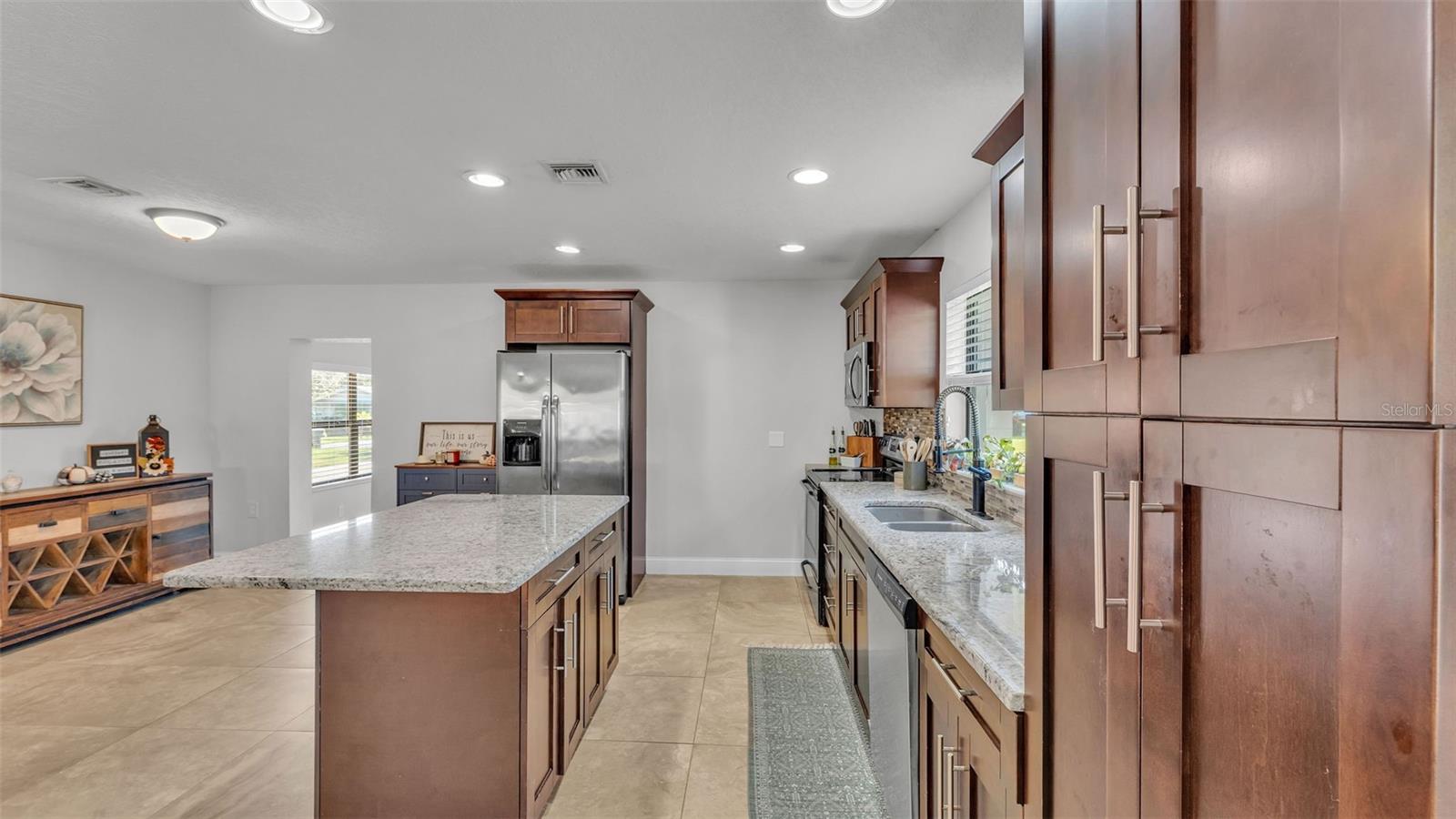 Image 8 of 45 For 4821 Gachet Boulevard