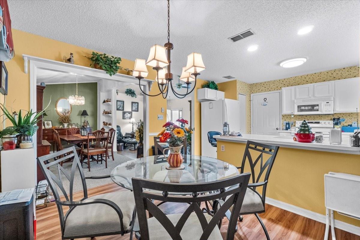 Image 14 of 100 For 6116 Magpie Drive