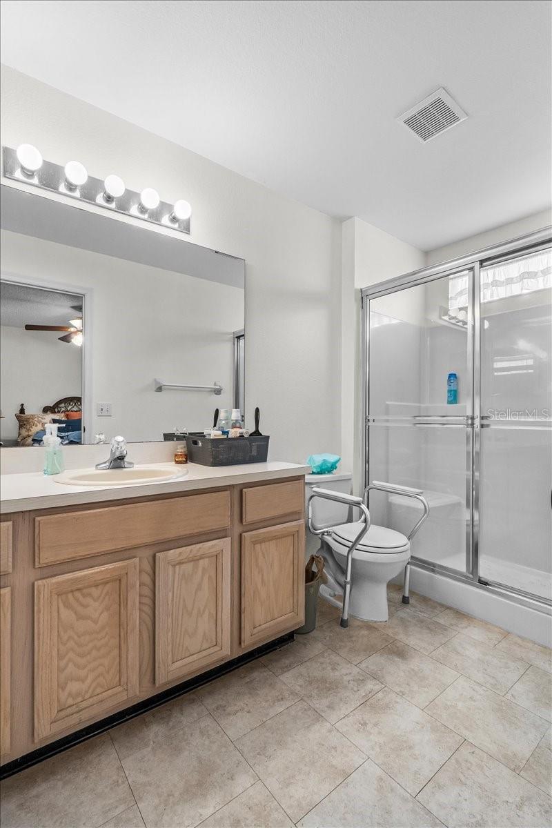 Image 19 of 100 For 6116 Magpie Drive