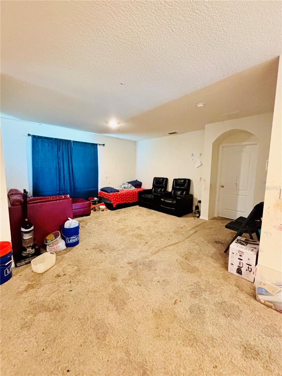Image 4 of 16 For 352 Alexzander Way
