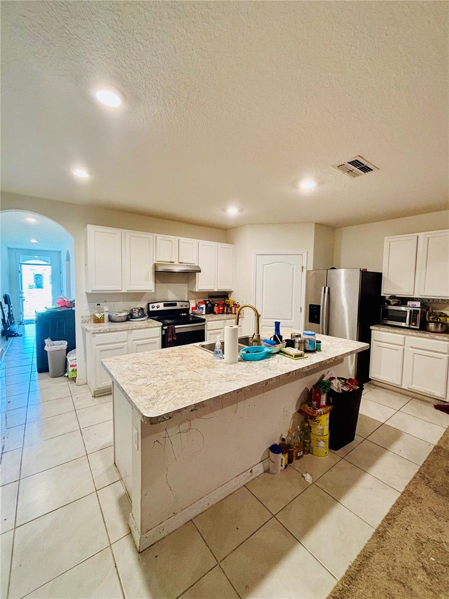 Image 5 of 16 For 352 Alexzander Way