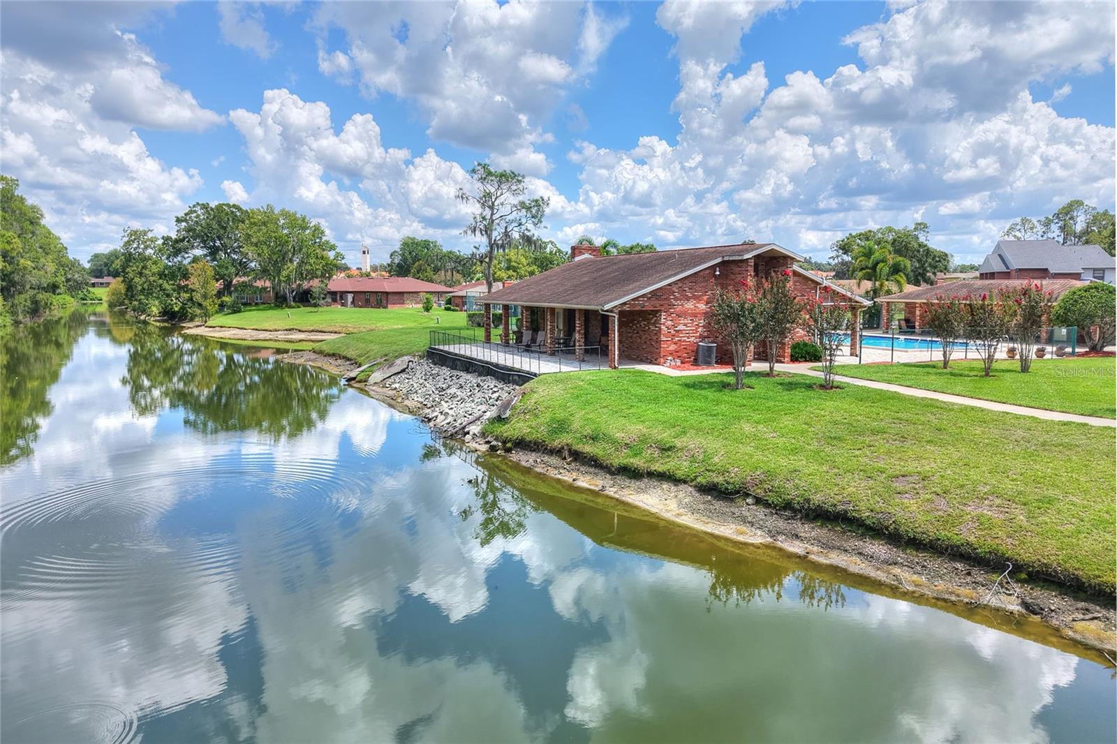 Image 45 of 46 For 462 Lake Carolyn Circle