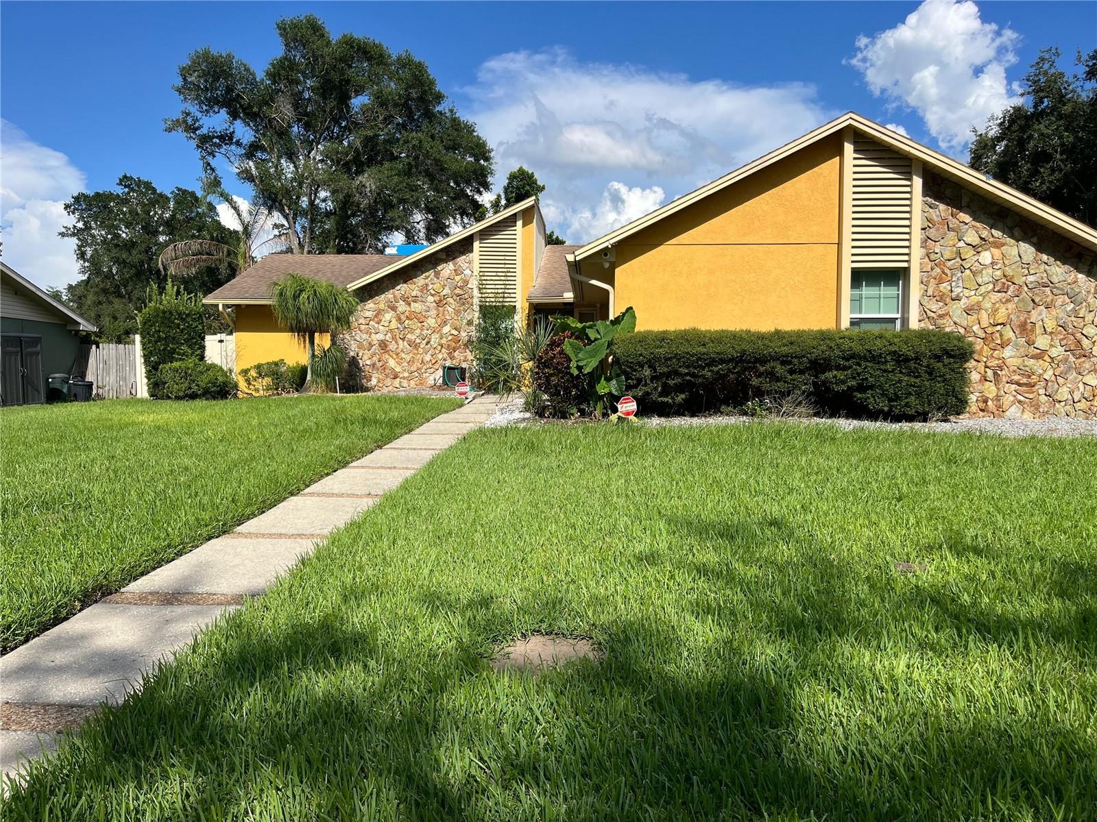 Details for 6242 Christina Groves Circle W, LAKELAND, FL 33813