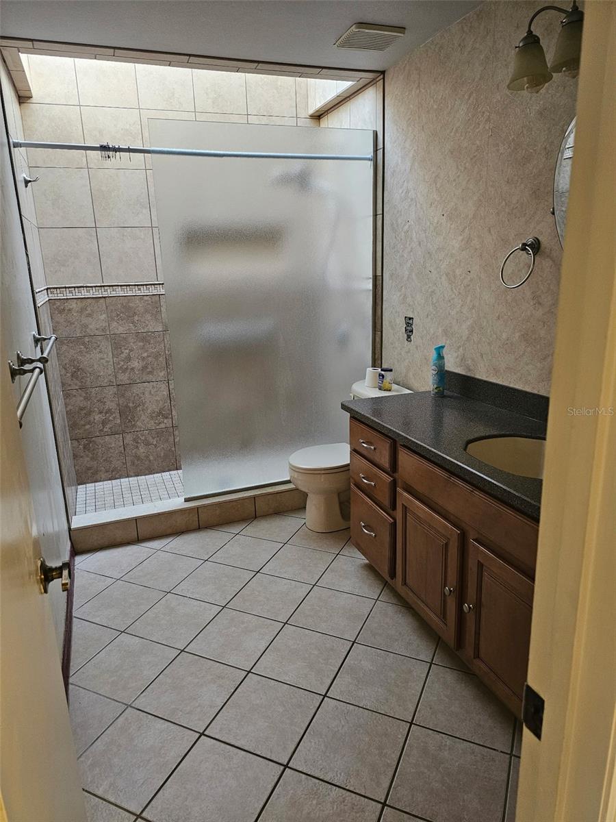 Image 11 of 26 For 6242 Christina Groves Circle W