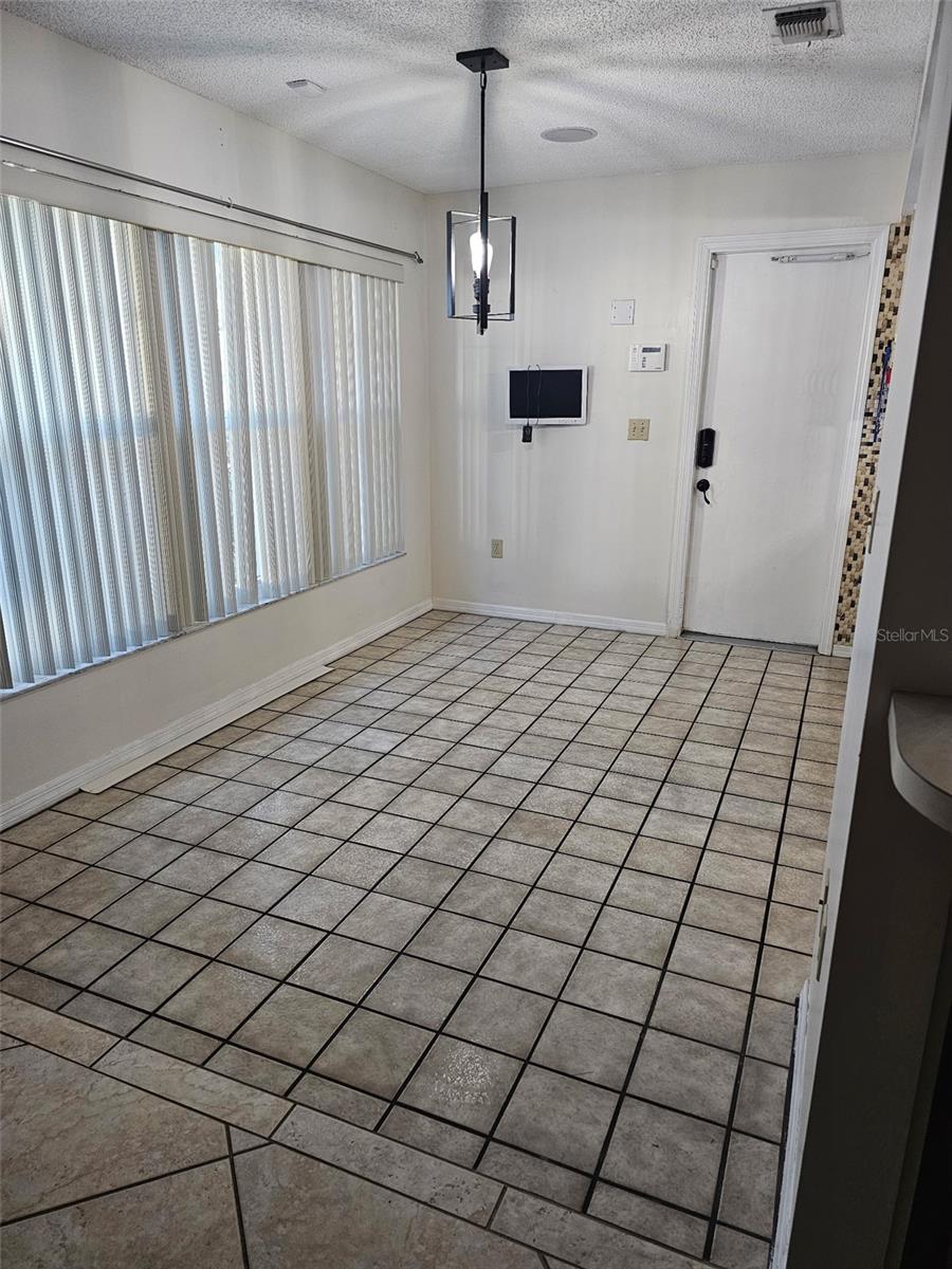 Image 18 of 26 For 6242 Christina Groves Circle W