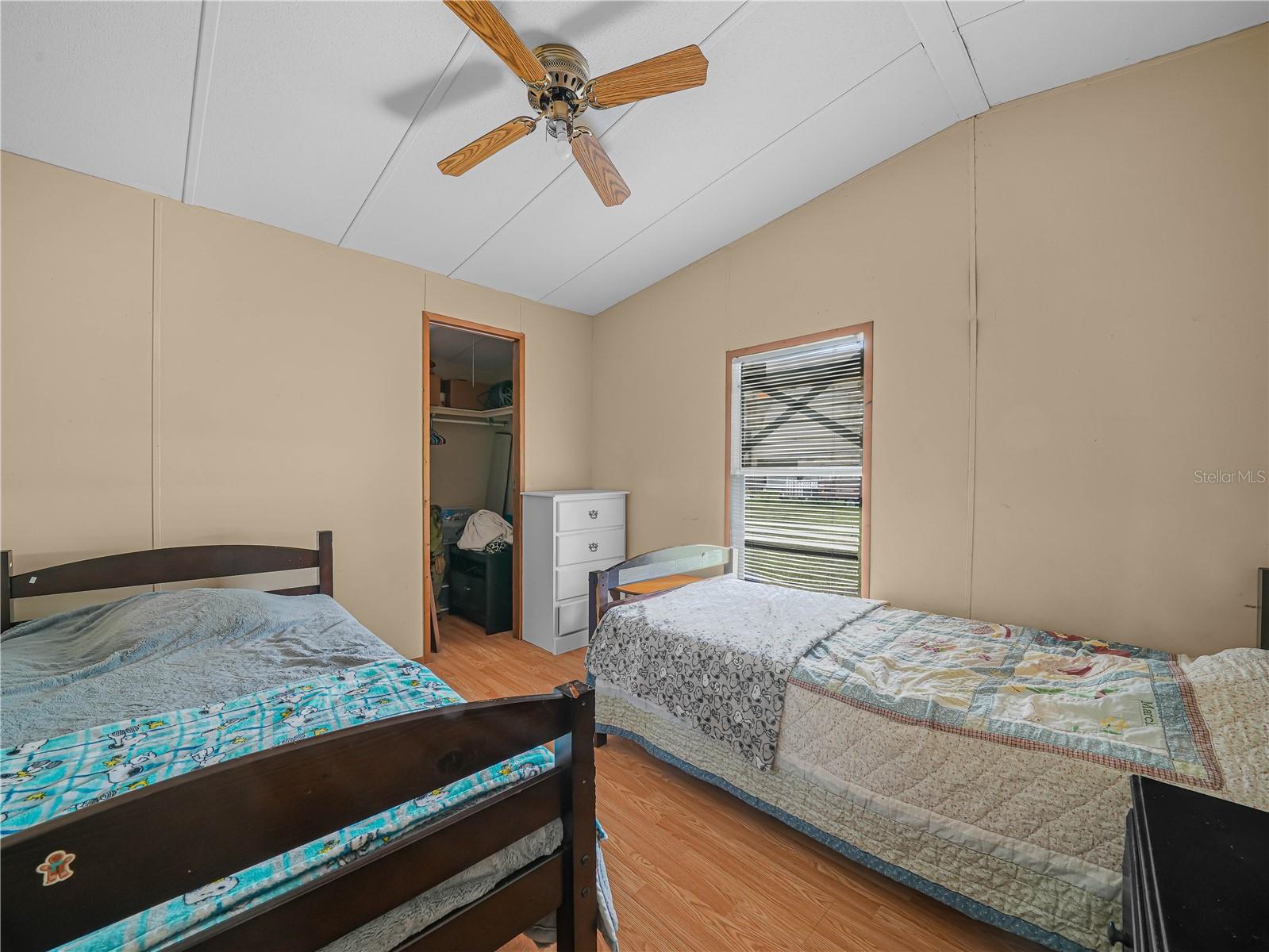 Image 20 of 27 For 3842 Roberts Avenue