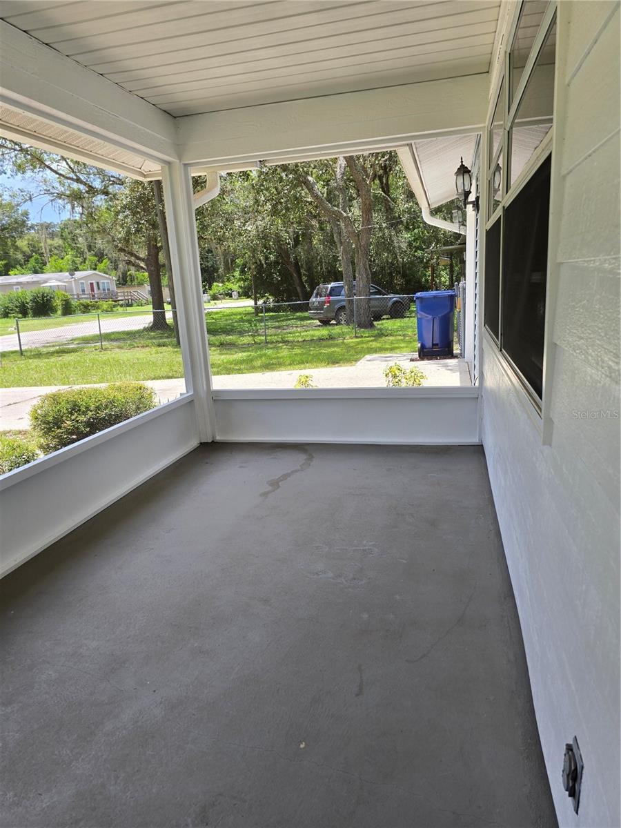 Image 3 of 44 For 4796 Cr 688  