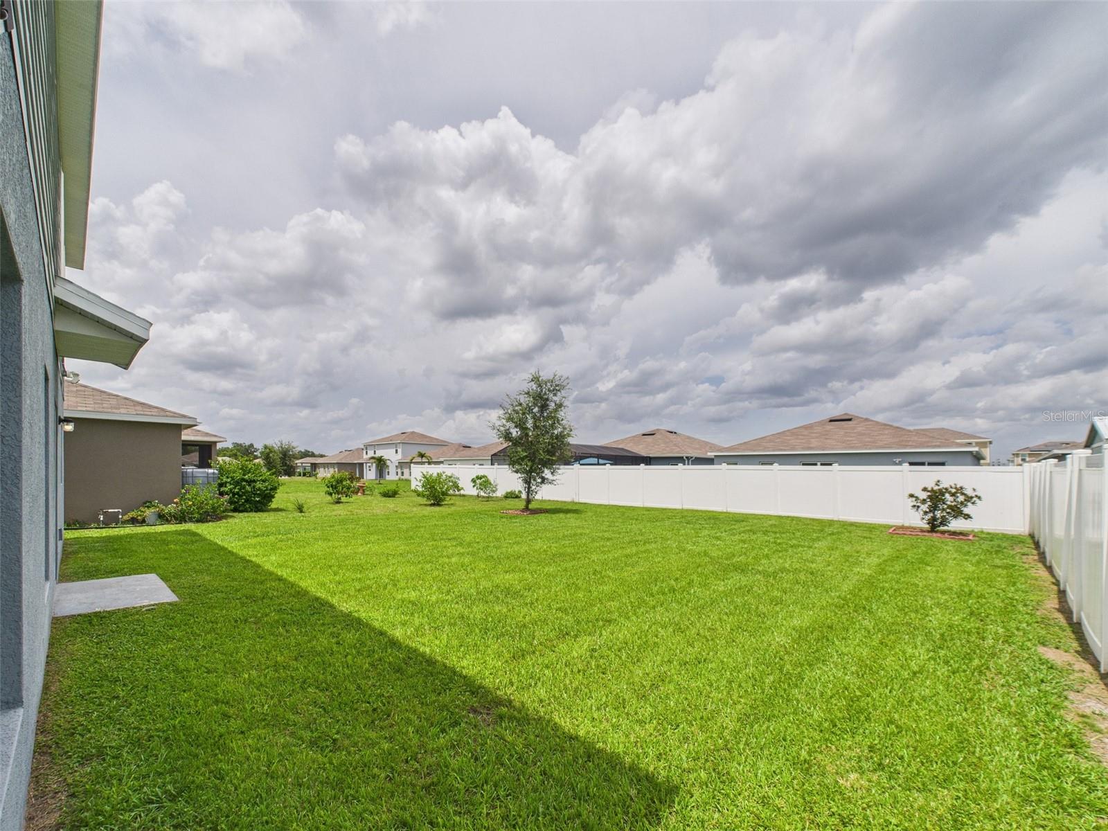 Image 39 of 45 For 567 Eagle Landing Boulevard