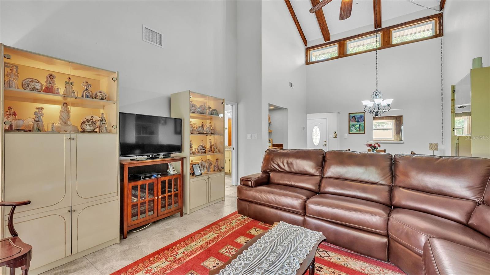 Image 17 of 48 For 5225 Imperial Lakes Boulevard 16