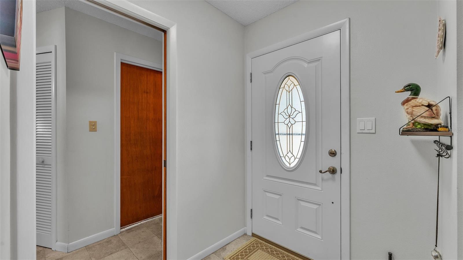 Image 33 of 48 For 5225 Imperial Lakes Boulevard 16