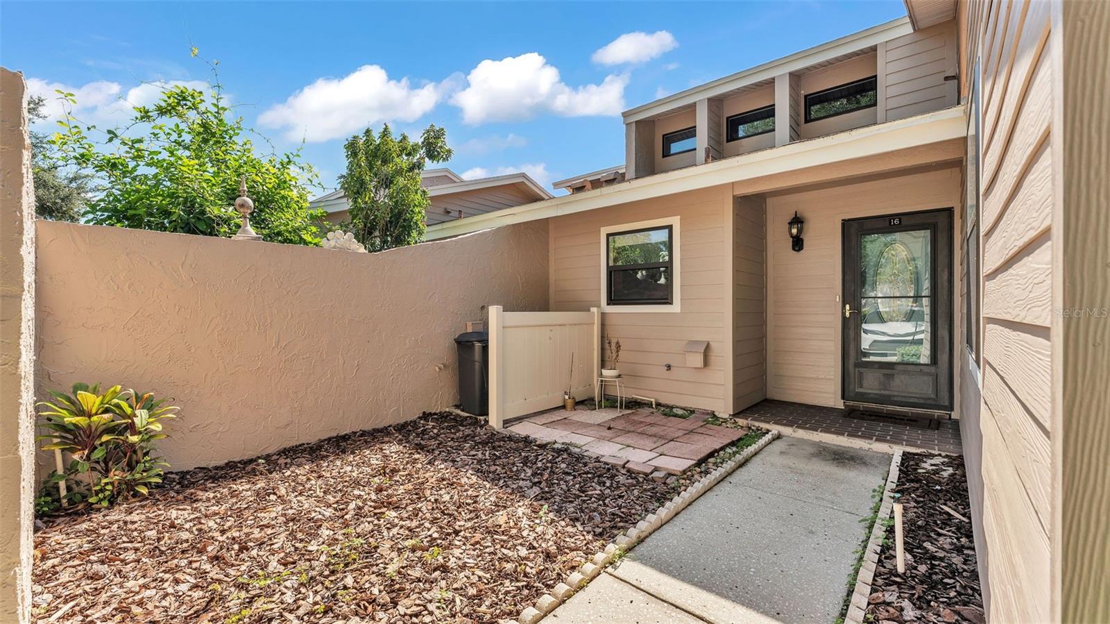 Image 4 of 48 For 5225 Imperial Lakes Boulevard 16
