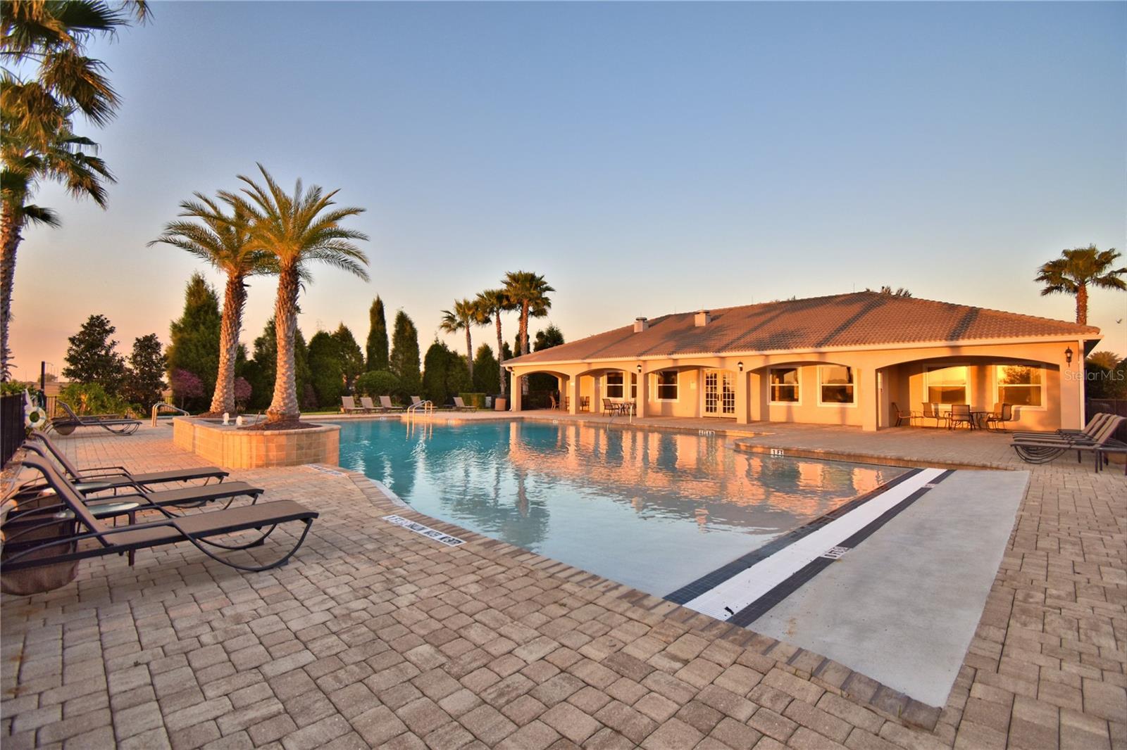 Listing photo id 33 for 5208 Tennessee Ridge Court