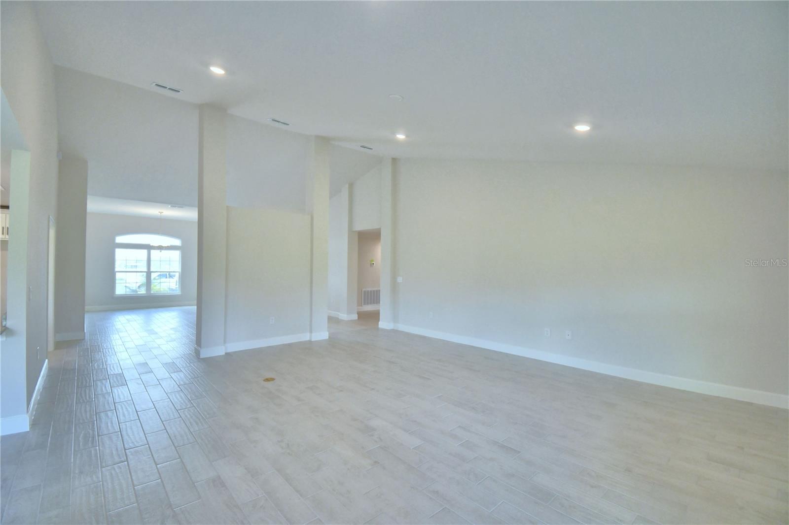 Image 21 of 95 For 5214 Tennessee Ridge Court