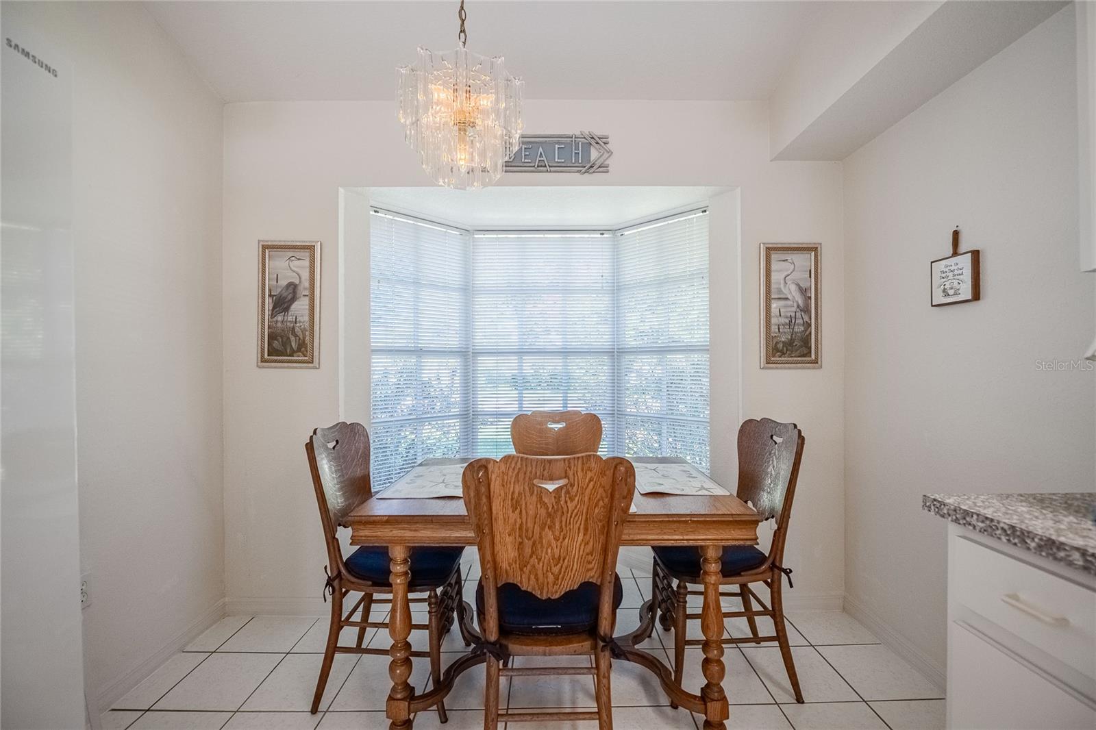 Image 13 of 40 For 725 Peninsular Drive