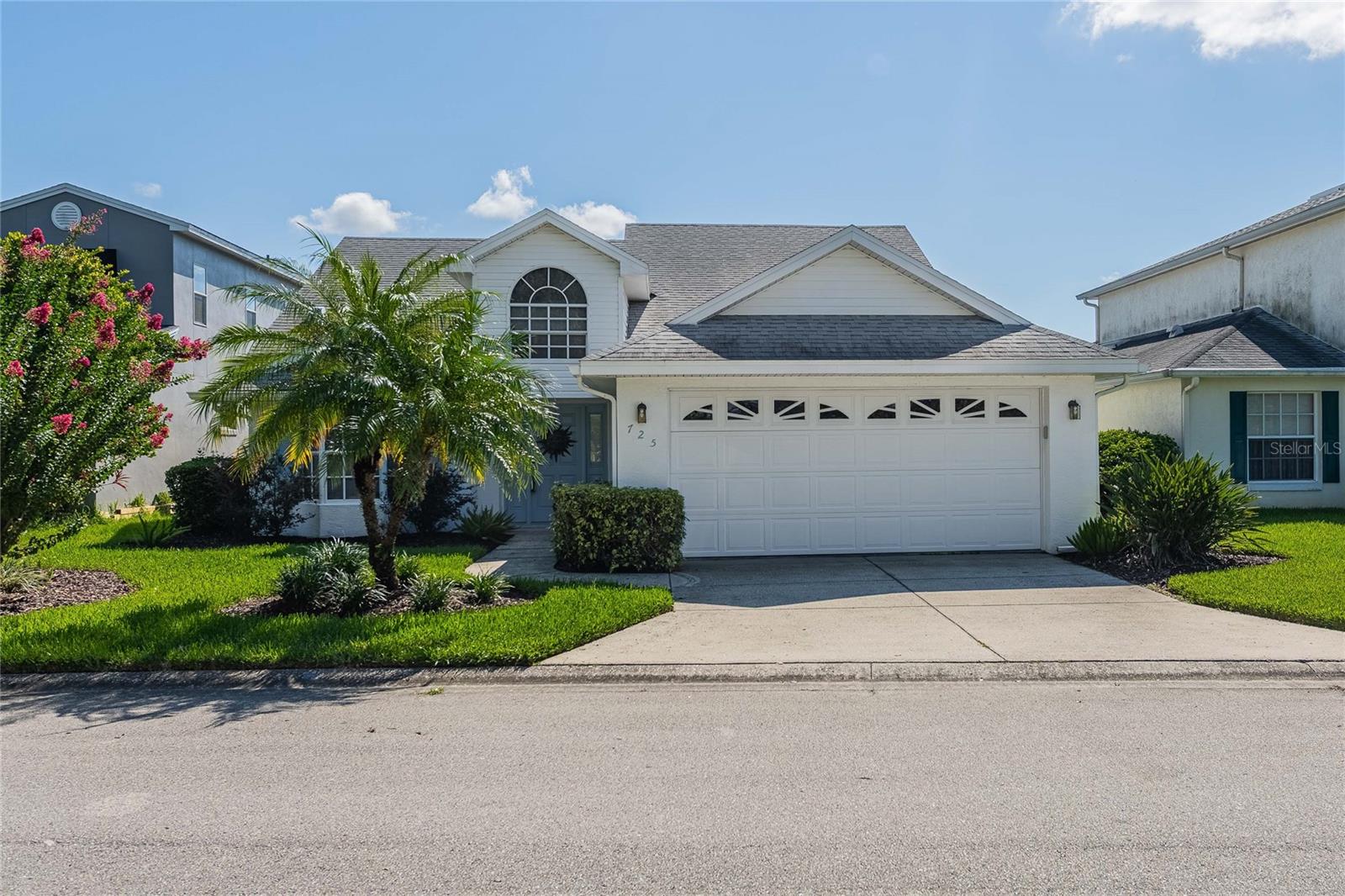 Image 2 of 40 For 725 Peninsular Drive