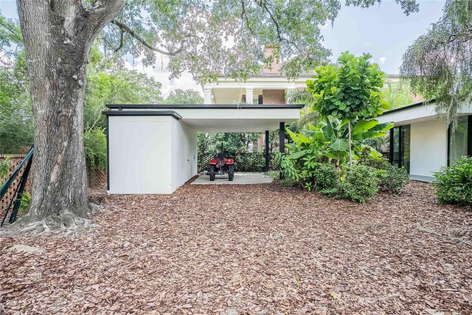Image 87 of 99 For 369 Lake Hollingsworth Drive