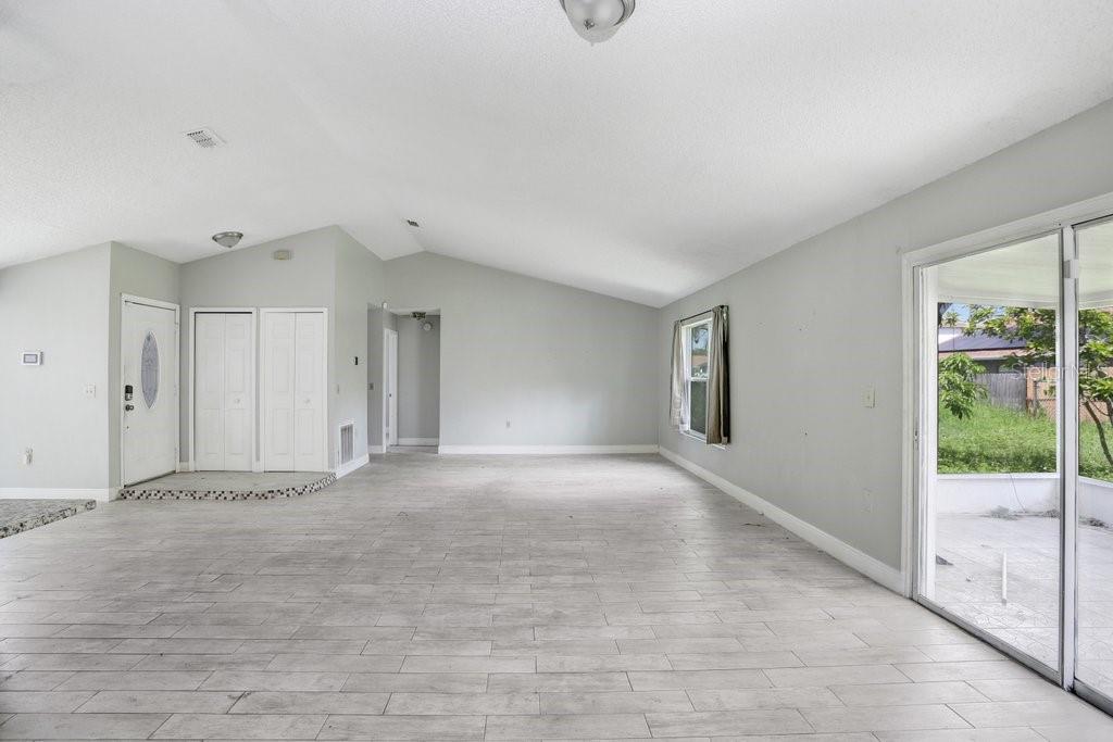 Image 6 of 18 For 169 Birmingham Drive