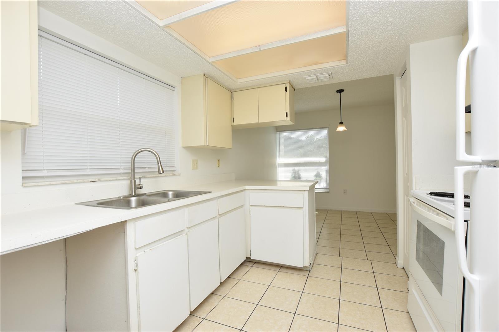 Image 5 of 20 For 1019 Buccaneer Drive