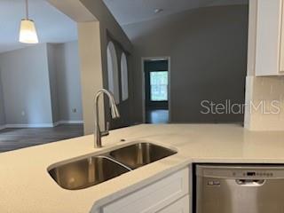 Image 5 of 48 For 4704 Bear Claw Court