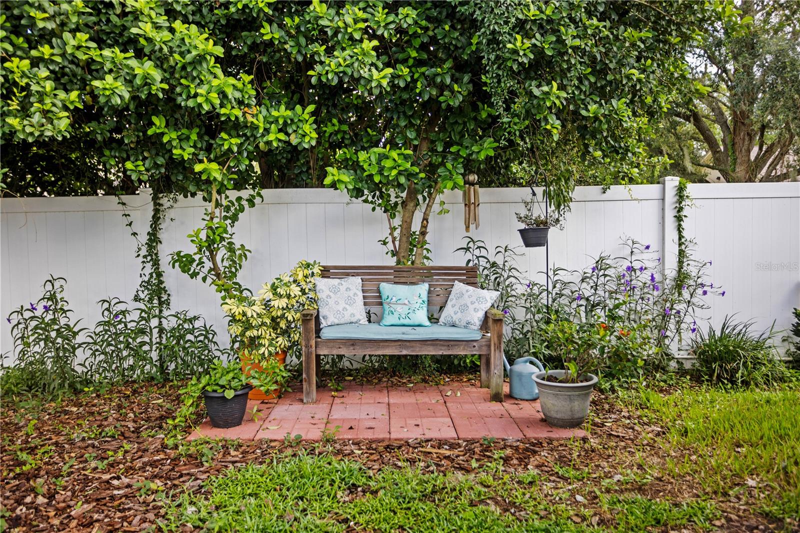 Image 30 of 39 For 4818 Colonnades Circle E