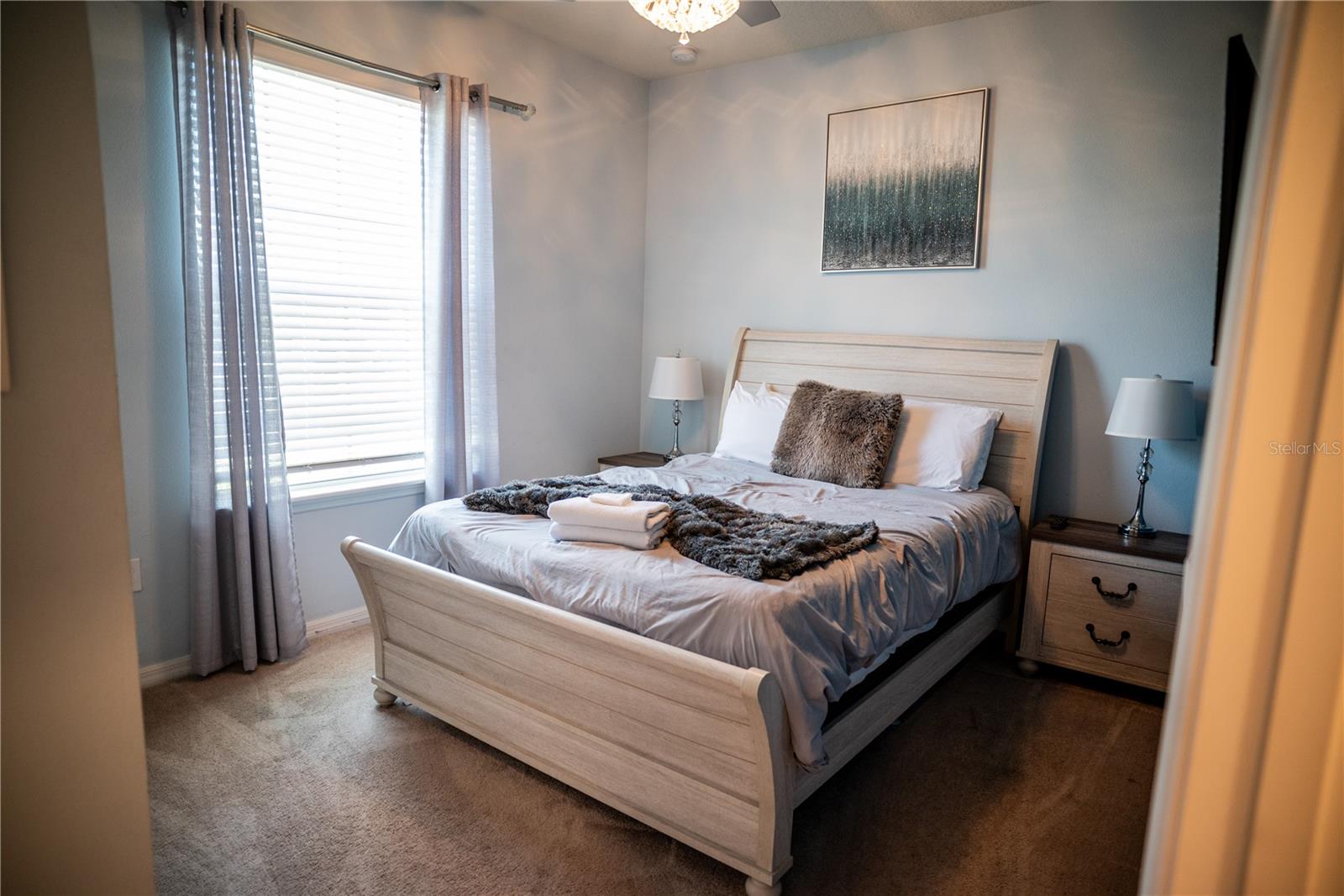 Image 7 of 59 For 207 Jetty Way