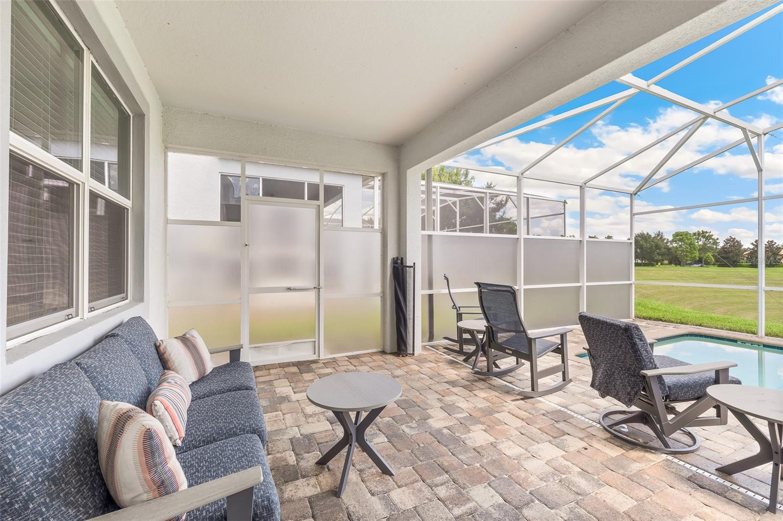 Image 41 of 66 For 1513 Flange Drive