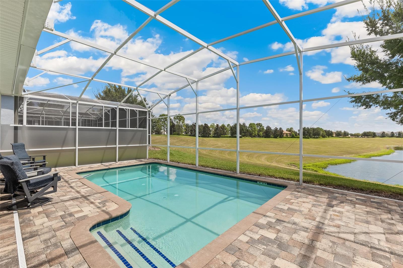 Image 45 of 66 For 1513 Flange Drive