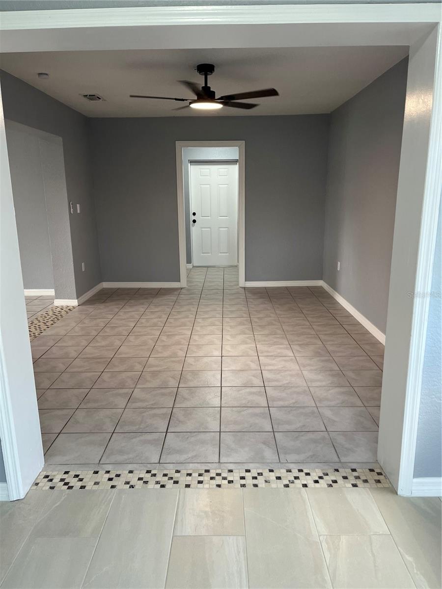 Image 10 of 23 For 4607 5th Avenue W