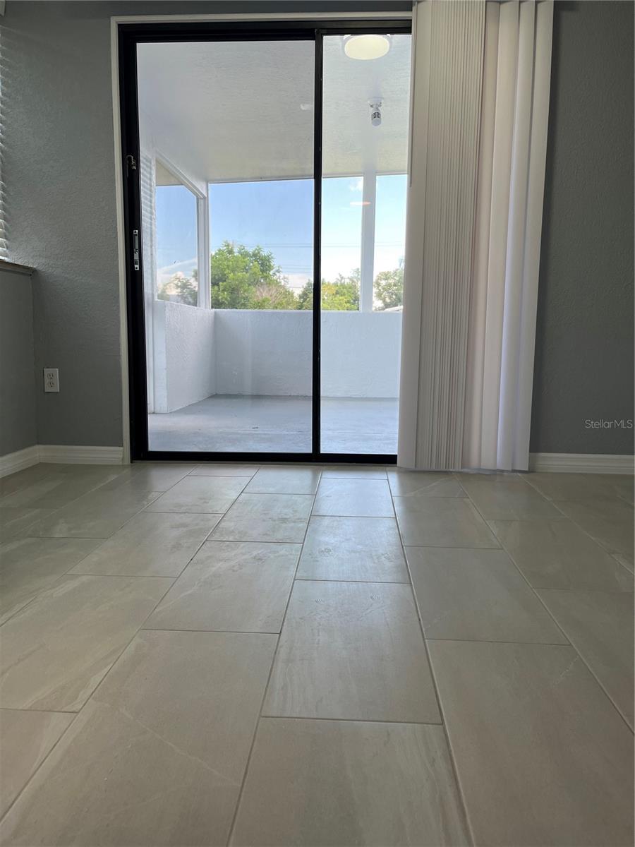 Image 11 of 23 For 4607 5th Avenue W