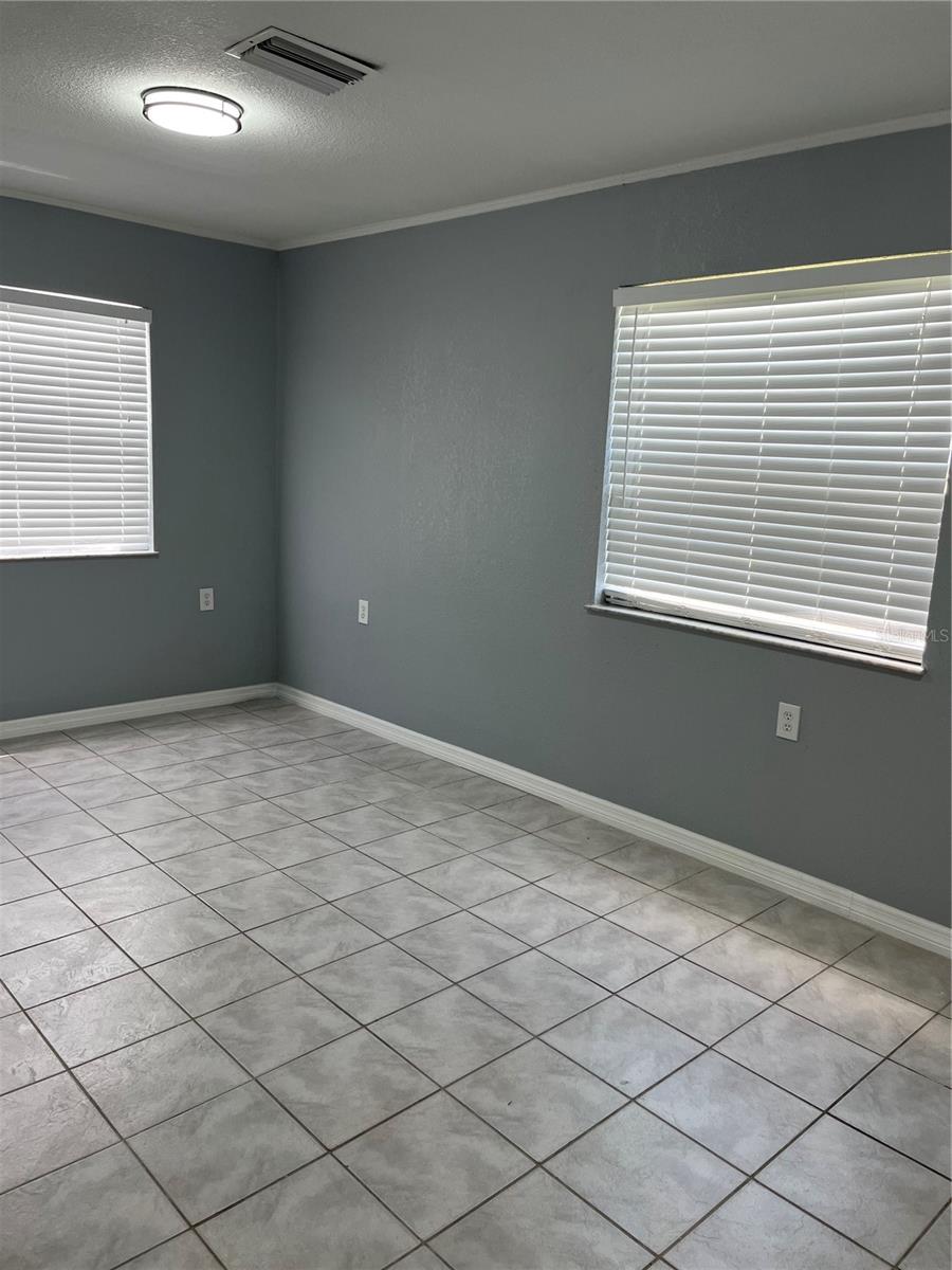 Image 14 of 23 For 4607 5th Avenue W