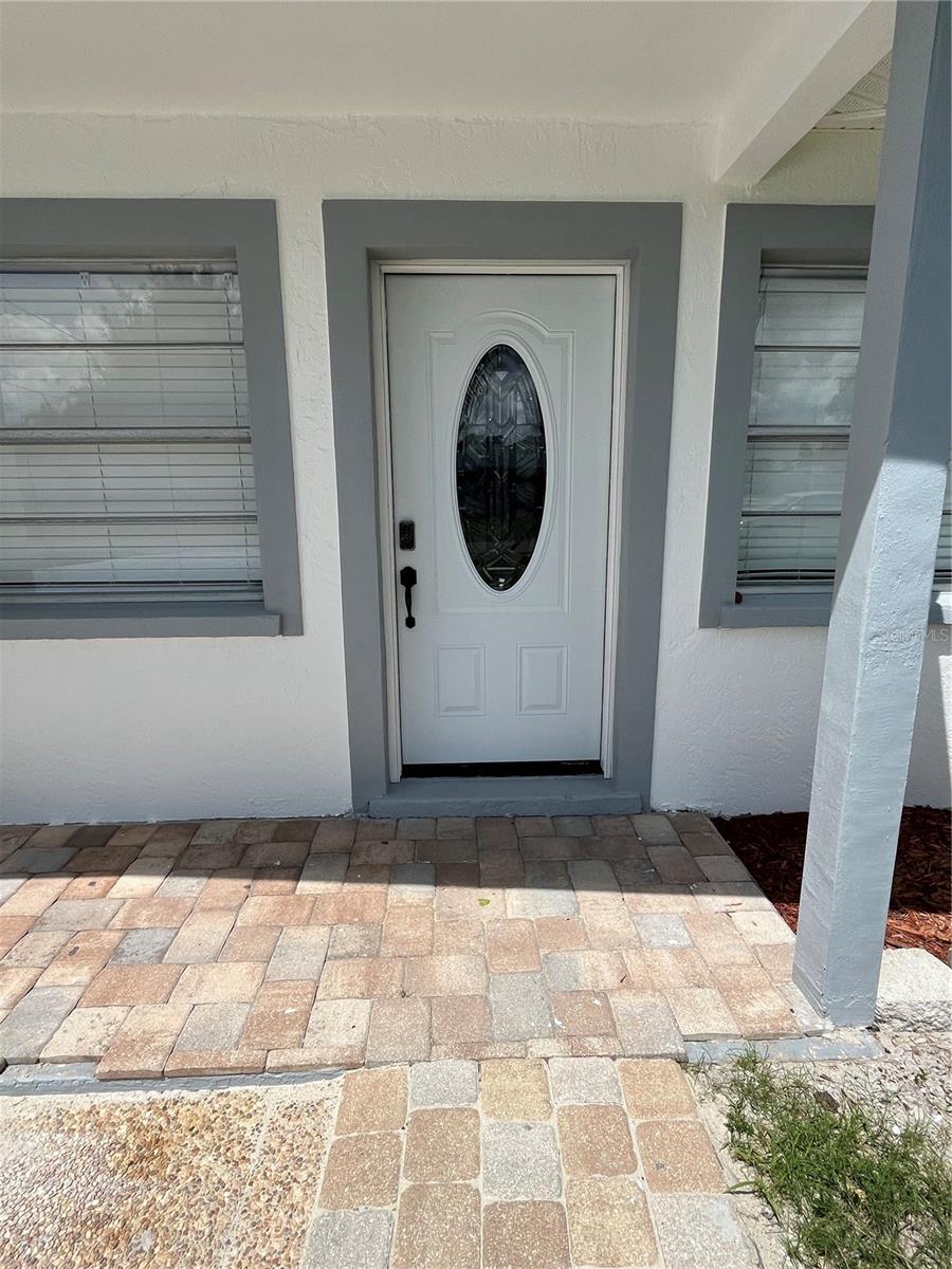 Image 2 of 23 For 4607 5th Avenue W