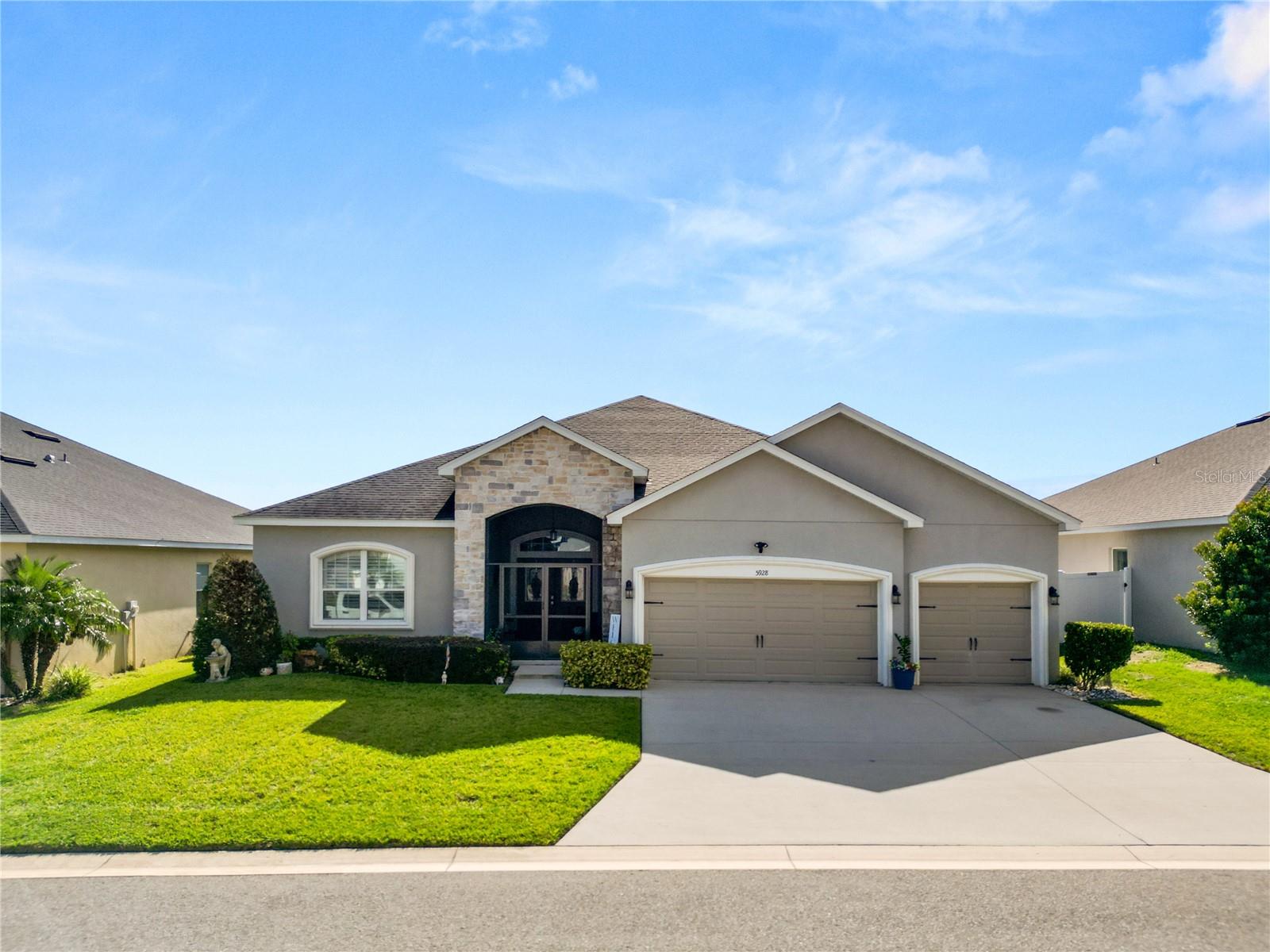 Image 3 of 54 For 5928 Valentino Way