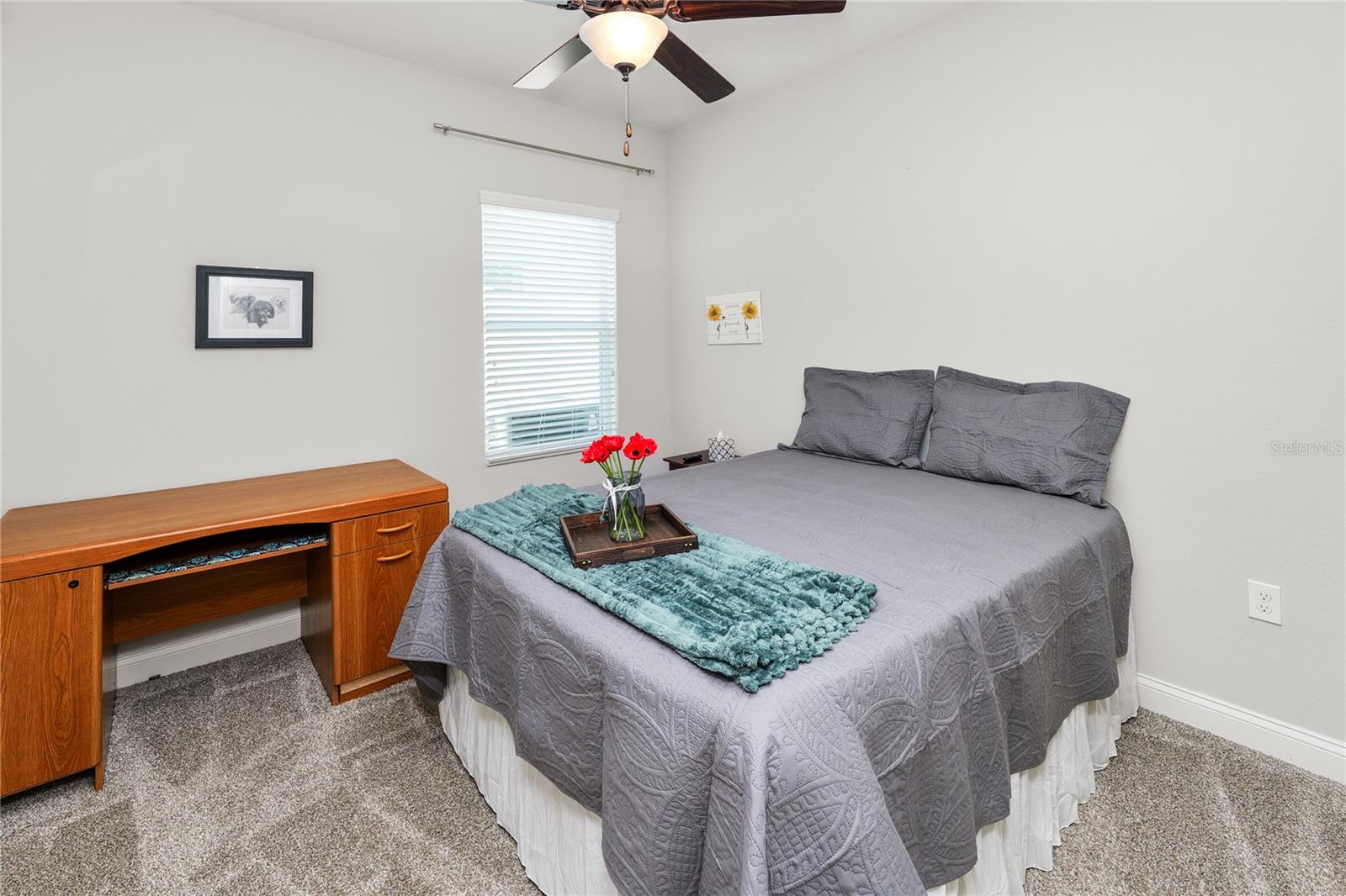 Image 34 of 54 For 5928 Valentino Way