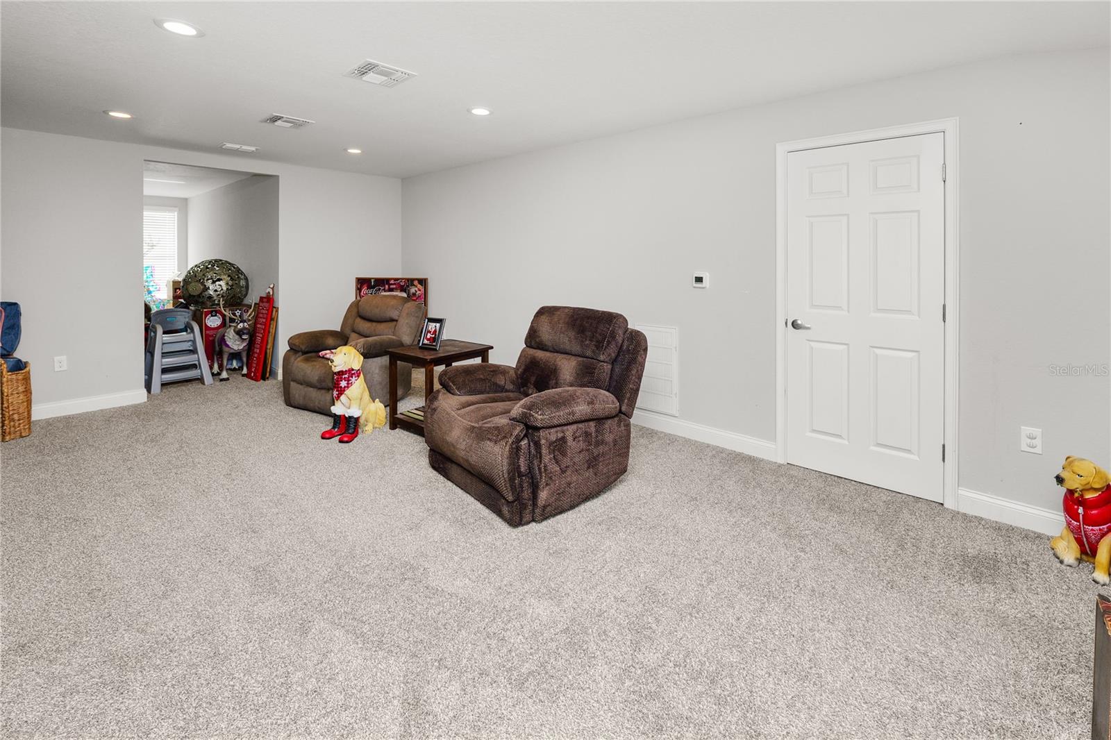 Image 41 of 54 For 5928 Valentino Way