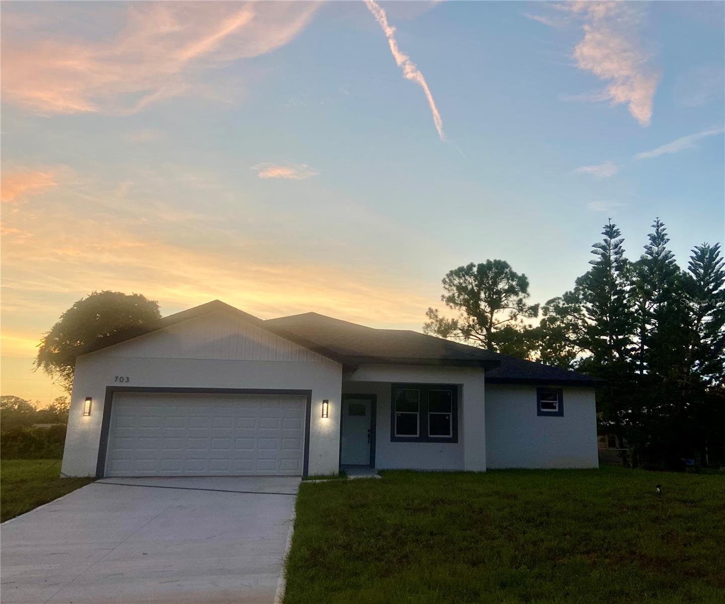 Details for 703 Aston-martin Drive, SEBRING, FL 33872