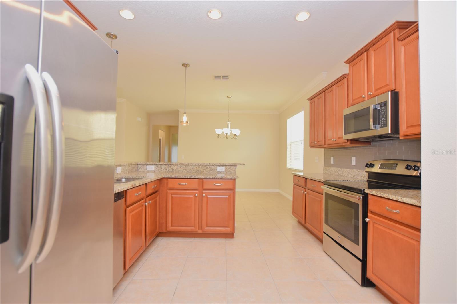 Image 9 of 47 For 1525 Acadia Harbor Place