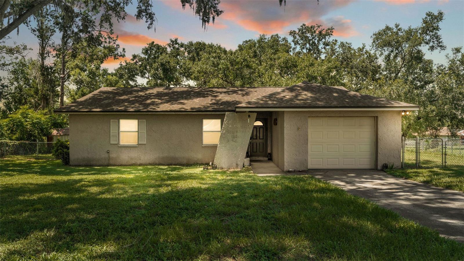 Details for 7424 Highland Grove Drive, LAKELAND, FL 33810